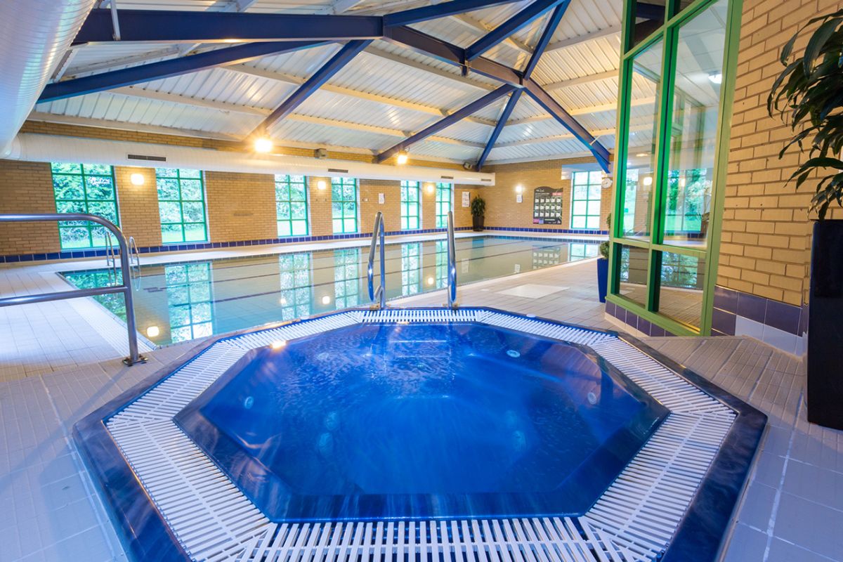 Swimming pool and sauna Northampton.